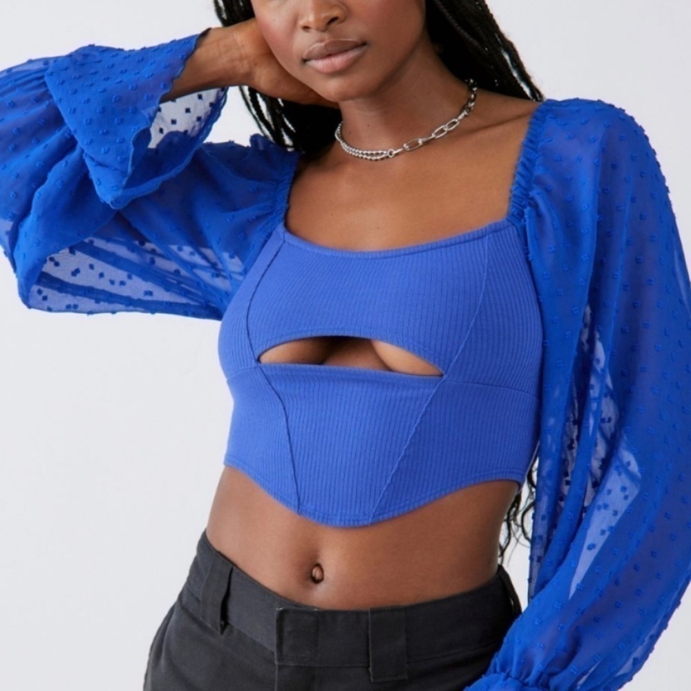 NWT Urban Outfitters Mirabel Puff Sleeve Clip Dot Cutout Crop Top in Blue